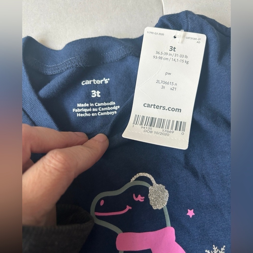 Carter’s Toddler Girl Dino/Dinosaur Winter Graphic Long Sleeve T-Shirt 3T NWT - Picture 3 of 4